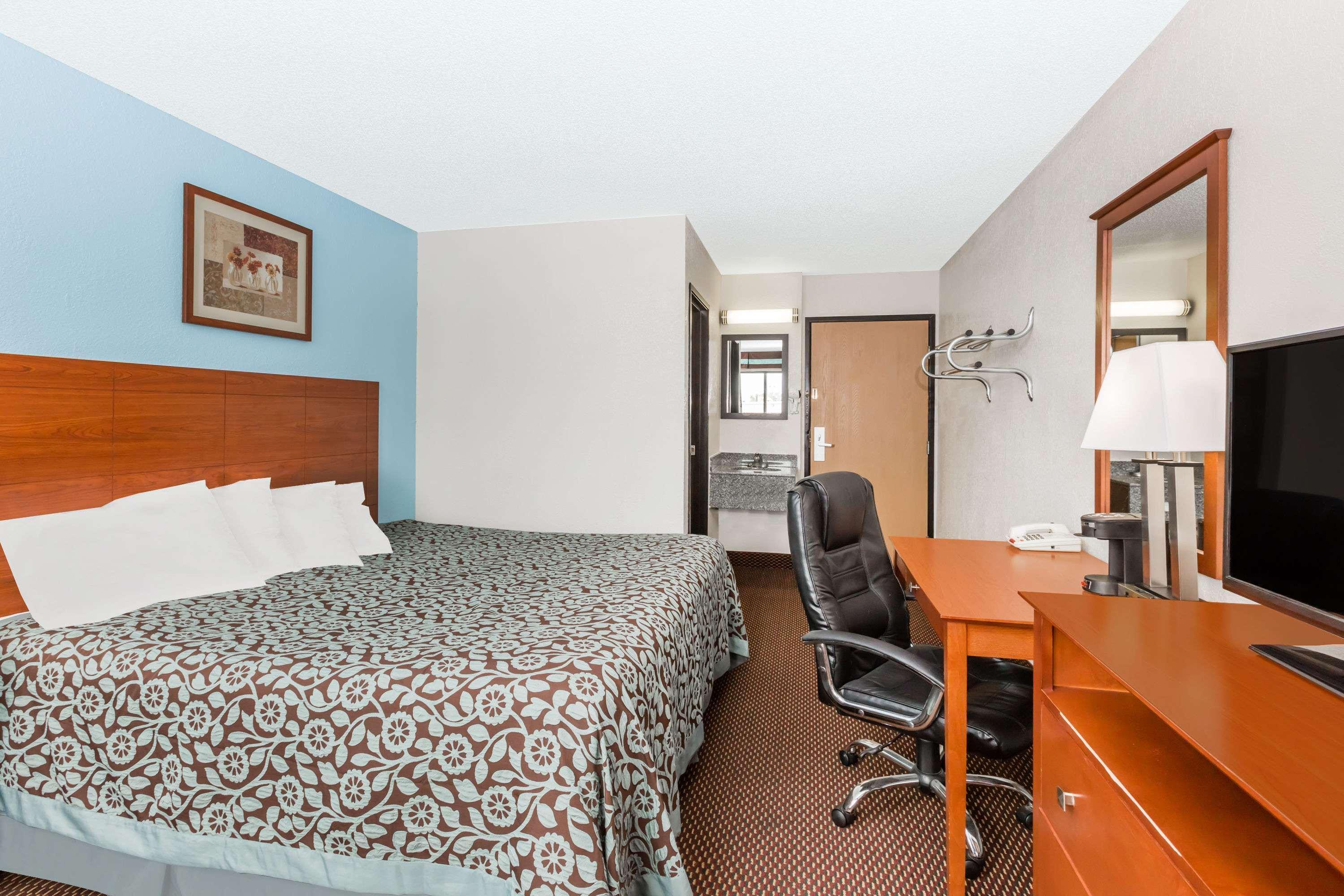 Days Inn By Wyndham Ankeny - Des Moines Extérieur photo