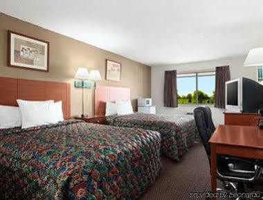 Days Inn By Wyndham Ankeny - Des Moines Extérieur photo